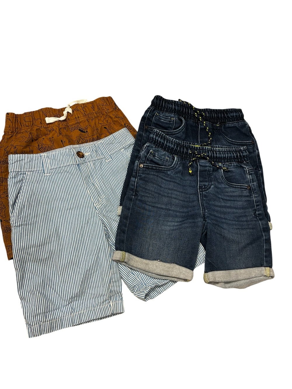 Cat & Jack 4-Pack BundleBoys Pull-On Shorts in Brown, Blue Stripe, and Denim. 5T